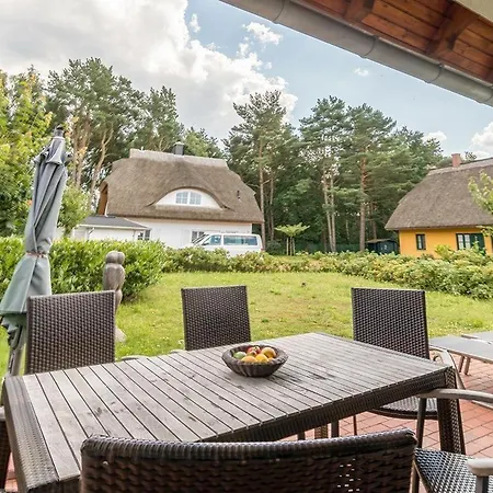 Haus Leuchtturmblick Duenenresidenz-glowe