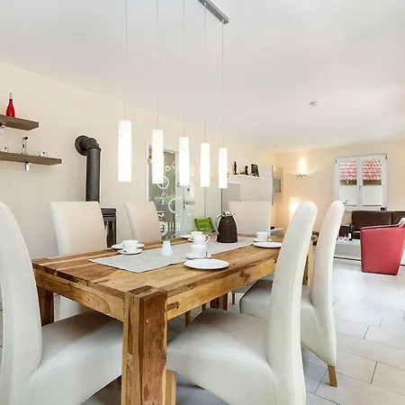 Haus Leuchtturmblick Duenenresidenz-glowe * Glowe