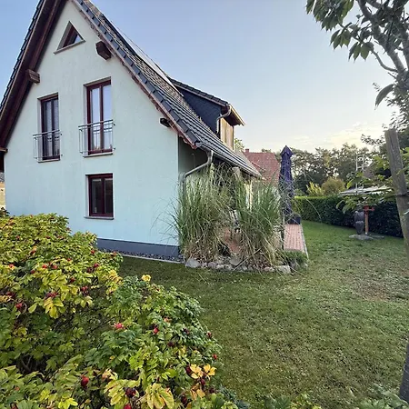 Haus Leuchtturmblick Duenenresidenz-glowe *